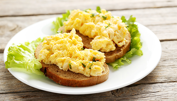 scrambled eggs in air fryer